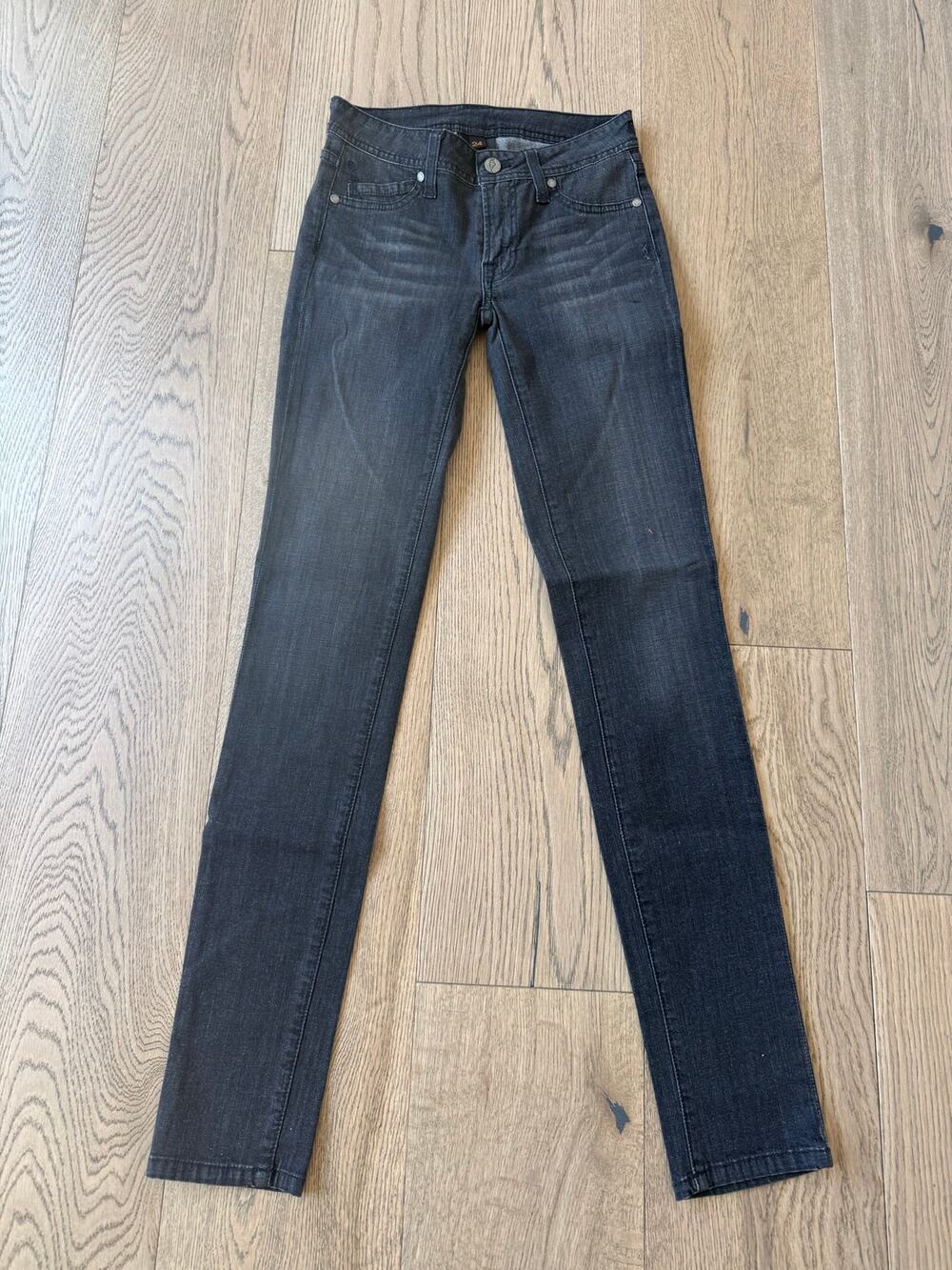 Genetic Denim Onyx Skinny Jeans Women’s Size 24 Black Stretch Premium Denim